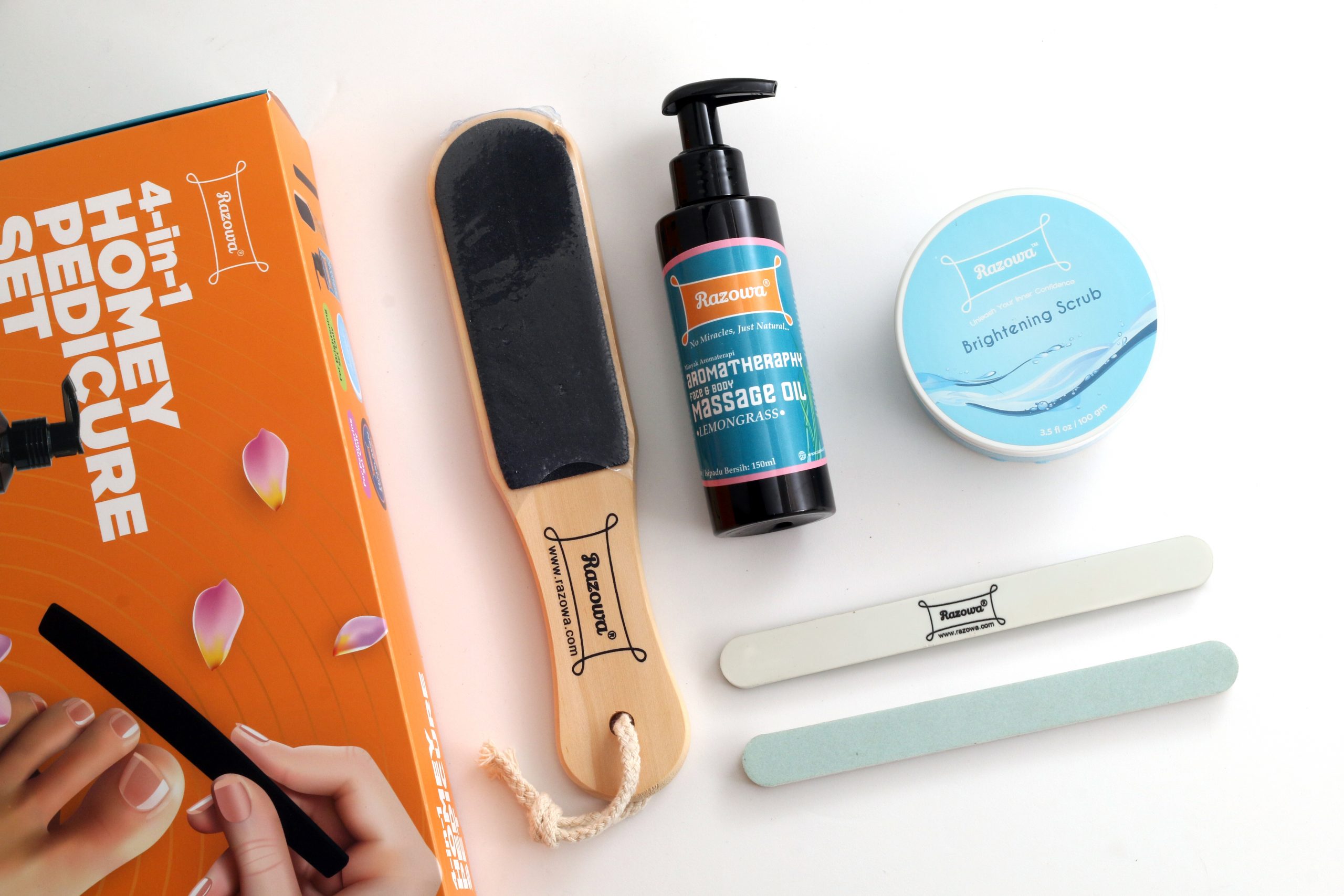 homey-pedicure-set-brightening